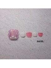ネム(nem.)/フット定額ネイル　6,600円