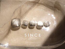 8月 foot monthly design