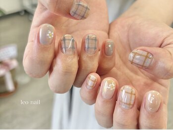 レオネイル 総社店(leo nail)の写真/デキる女子はオフィスもプライベートにも馴染むシンプルなのにさりげなくオシャレなオトナネイルで決まり!