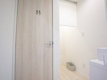 キラリ(Kirari)/トイレと更衣室
