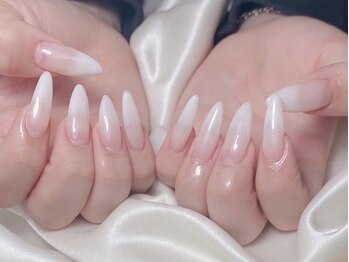 ブランナンバーセブン(Blanc no.7)の写真/シンプルなのに差がつく。パラジェルで叶える『長持ち美爪』◎オフィス映えする上品デザイン多数ご用意♪