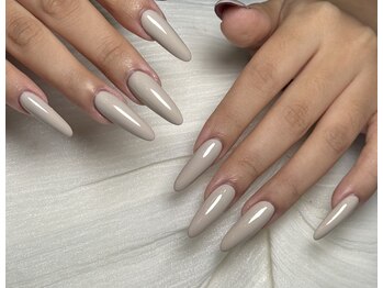 チップ長さだしワンカラーネイル