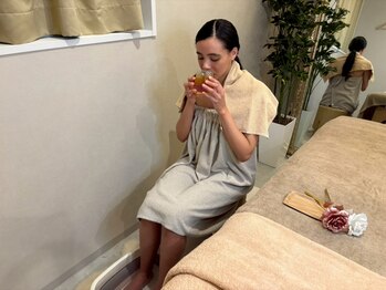 恵比寿岩盤浴マッサージ　ESL/足湯