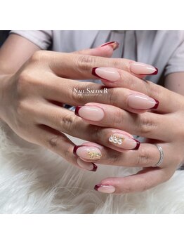 ネイルサロン R/スタイリングコース