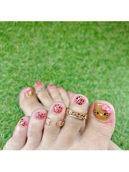 日焼けキティ×ヒョウ柄