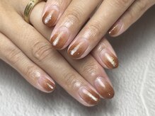 バーガンディ 鶴田(BURGUNDY)/グラデーションネイル