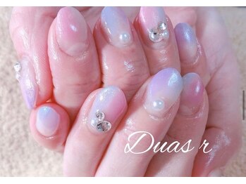 デュアスアール チャンドラ(DuasR chandra)/グラデーションネイル