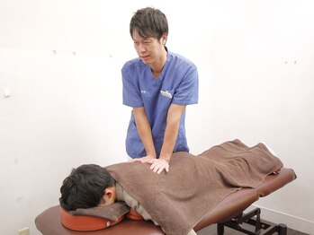 【整体/腰痛/肩こり/骨盤矯正】本八幡 やわら接骨院 /【施術風景】整体/接骨院
