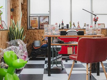 ナカタねいる【フィルイン専門店 江坂ネイルサロン】の写真/江坂駅徒歩5分の隠れ家サロン＊リラックスできる完全プライベート空間で、ユニセックスな雰囲気が魅力★