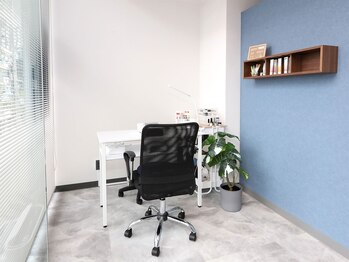 バニスター(Bannister)/個室でリラックスしたネイル部屋