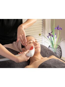 ホウレイ線・たるみ改善！予防ケア