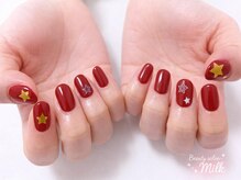 ビューティサロンミルク/星きらめく赤ネイル