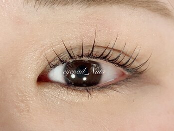 アイネイル ナッツ(Nuts)/ラッシュリフト