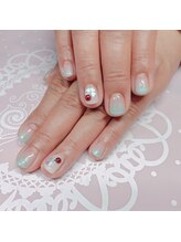 リマ(Lima)/爽やかグラデーションネイル