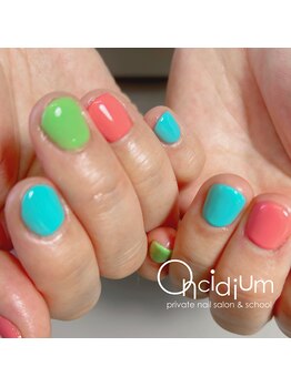 オンシジューム(Oncidium)/カラフルワンカラー♪