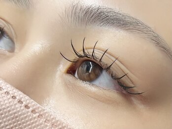 イオロ(iolo)/束感マツエク