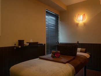 コン サバイ ディー マイ(Kon Sabaai Dee Mai)/内観