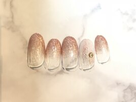 グラデーションネイル