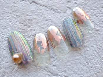 カトルナフ(quatre fois neuf)/バカラ風大人アートネイル