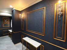メゾンドロイヤル(Maison_de_ROYAL)の雰囲気（《NEW OPEN》上品で落ち着いた雰囲気の店内です◎）
