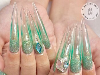 ネイルズガッシュトウキョウ 横浜西口店(NAILsGUSH TOKYO)の写真/【スカルプ】深爪や折れてしまった爪も美しいフォルムで長さだし♪綺麗め/ゴテゴテ/ナチュラルも◎