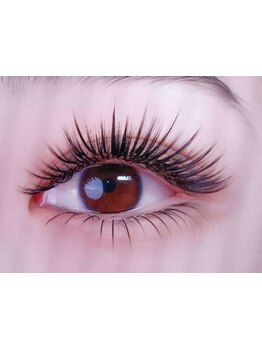 ボリュームのある目元にしたい