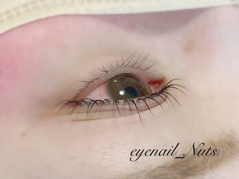 アイネイル ナッツ(Nuts)/ラッシュリフト