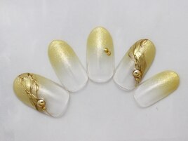 ゴールドネイル