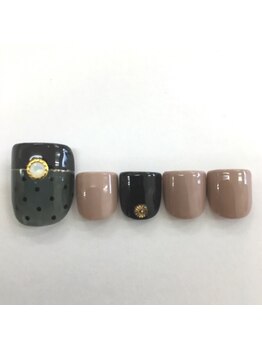 アマービレ(Amabile)/初回他店オフ無料Foot定額¥8500