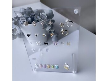 ネイルサロン アニーアンドジーノ シド(NAIL SALON Annie&Gino shido)/大きめパーツ♪