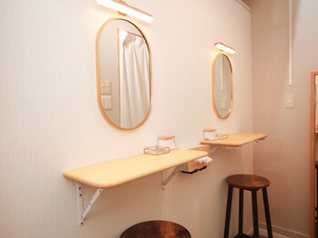 極楽/ゆっくりメイク直しスペース