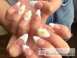 海外ガールフレンチネイル