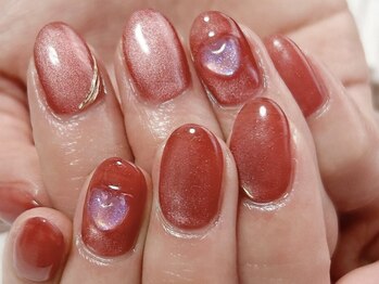 リリー(Lilly)/マグネットネイル