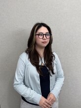 ヴィヴィ バイ セブンルックス(vivi by 7LOOKS) 小栗 明香