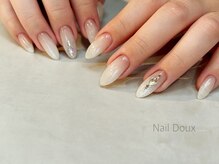 ネイル ドゥ 岡山駅前店(Nail Doux)/ホワイトグラデーション