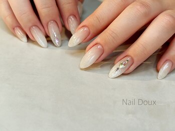 ネイル ドゥ 岡山駅前店(Nail Doux)/ホワイトグラデーション