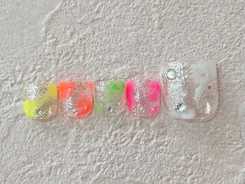 ネイルビート(NAIL BEAT)/蛍光色クリアマーブル