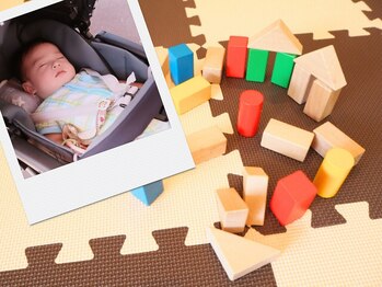 だんだん整骨院の写真/ママも安心★キッズスペースあり◎ベビーカーのまま入って施術中もベッド横につけられます！