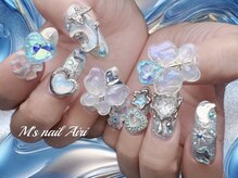 エムズ ネイル アンド アイ(M’s nail & eye)/