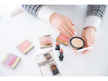 リリーボーテ(LILY BEAUTE)/パーソナルカラー診断/骨格診断