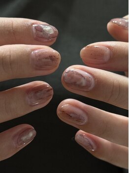 シンプル系（オフィス・日常）が得意