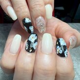 ネイルサロンワイスリー (y3)