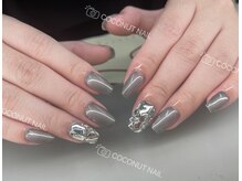 ココナッツネイル/