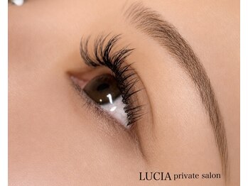 ルシア(LUCIA)の写真/初めてのマツエクも安心♪フラットラッシュ/バインドロック対応◎