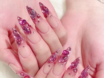 エール アンド ガレンド(ailse&Guarendo)/キラキラロングネイル