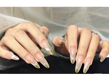 ヴィーナスネイル(Venus Nail)/長さ出し二重フレンチ