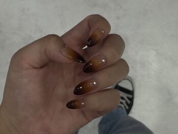 ミティネイル 北中城(mittynail)/ダークカラーでグラデーション◎