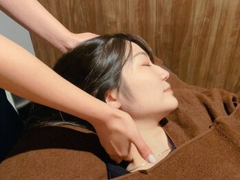 ヘッドミントVIP 岐阜店の写真/お客様人気No.1★肩こり・首コリに◎【ドライヘッドスパ 70分¥3980】お着換えなしなのでお仕事帰りでもOK!