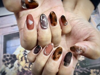 イビズ 新宿店(eviz)/レオパード柄ネイル