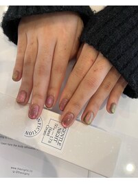 pink × green magnet